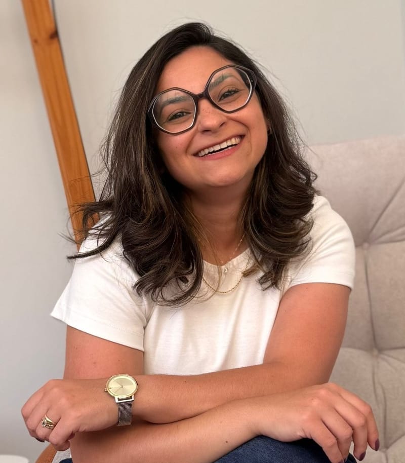 Caroline Funari — Psicóloga clínica em Pelotas | Terapia individual, de casal e Terapia do Esquema
